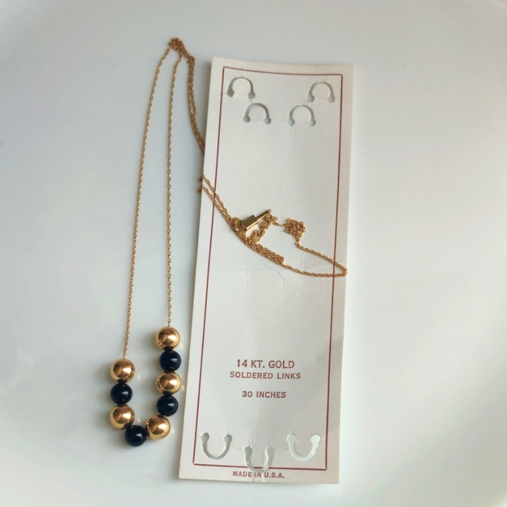 14K Gold (5) Beads and (4) Black Onyx Beads, 14k Gold Chain Necklace 30"